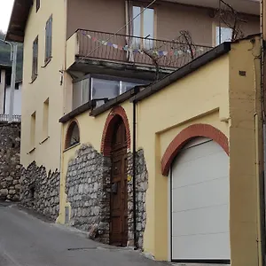 Ca Del Tita , Capo di Ponte Italia